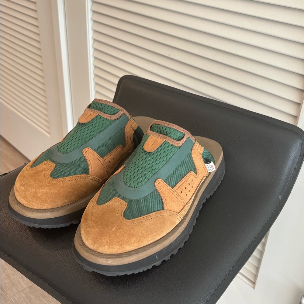 Suicoke Men's Brown and Green Slip-On Loafers - Picture 4 of 4